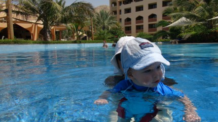 Omán - Theo bazén