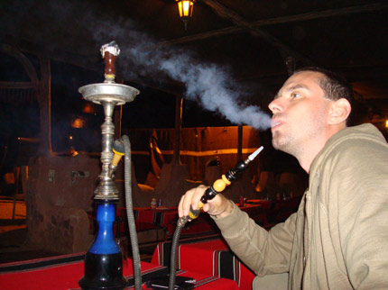 Šíša ve Wadi Rum Šíša ve Wadi Rum