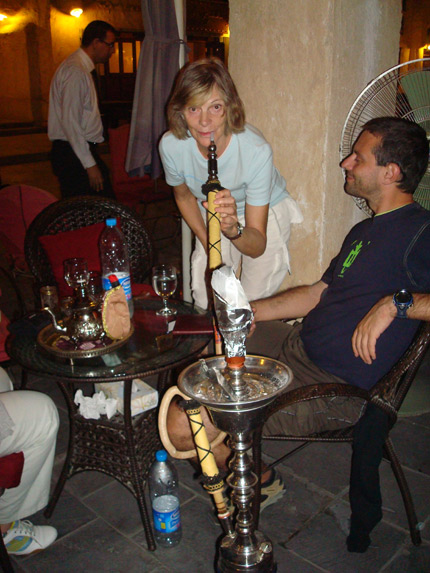 Vodní dýmka na souqu Waqif Vodní dýmka na souqu Waqif