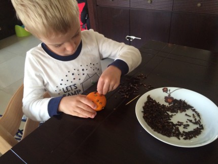 adventnikalendar2015_lampicka