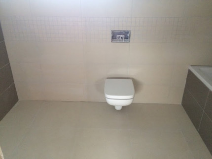 dum - horni velka koupelna real