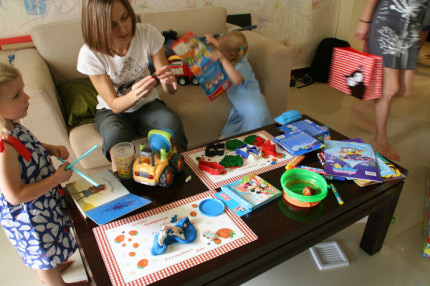 theo_2yo_crafting